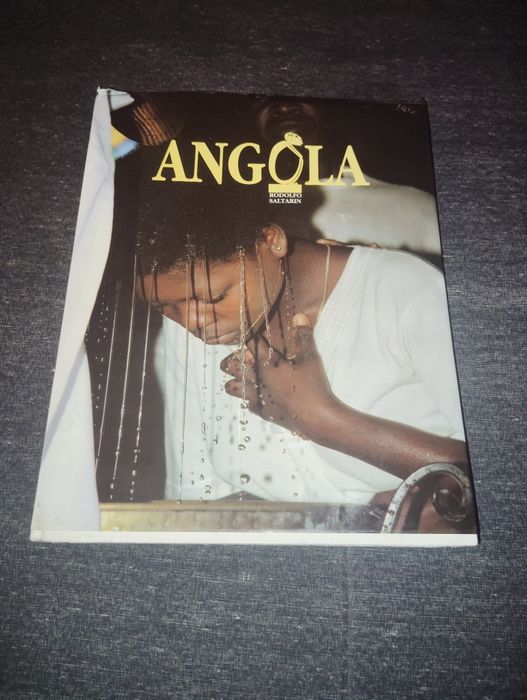 Livro Angola de Rodolfo Saltarin Usado