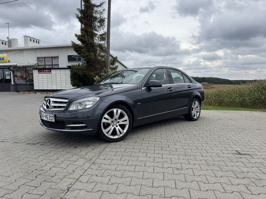 Mercedes W204 1.8CGI Automat, bezwypadkowy.