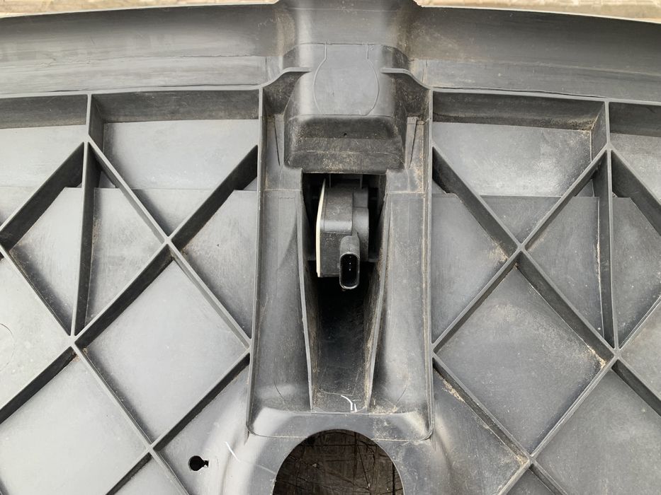 Tesla model y лювер жалюзи моторчик люверса оригинал разборка