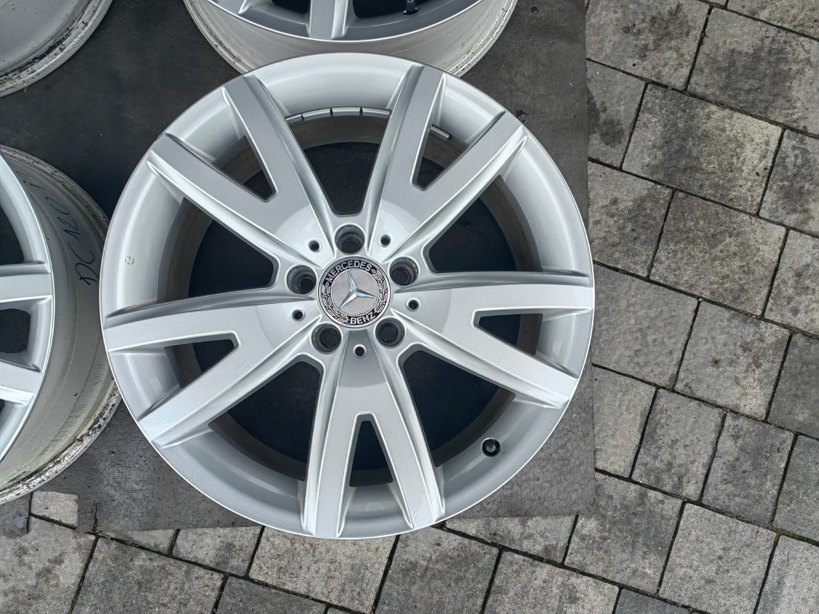 Felgi aluminiowe R18 5x112 oryginalne Mercedes  8.5 J Et 34.5