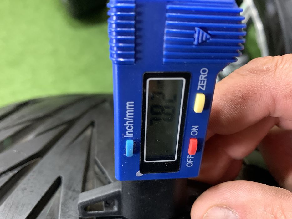 Audi Q7 Audi A8 R20 5x112 Оригінальні диски з резиною