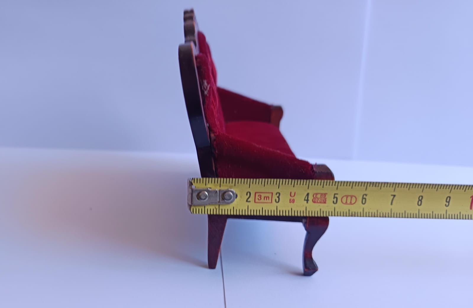 Sofá (miniatura/bonecas)