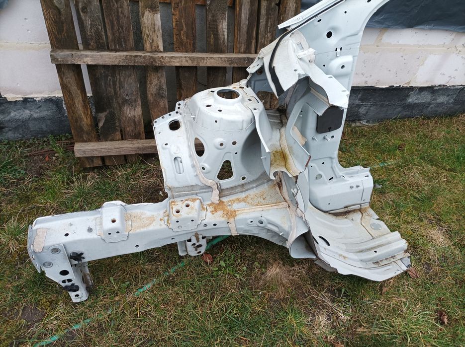 Podłużnica prawa Opel Astra k