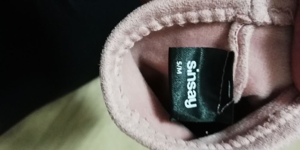 Rękawiczki damskie Sinsay.