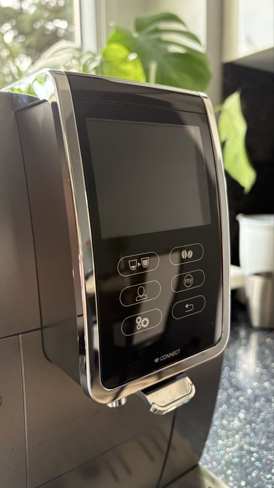 Ekspress DeLonghi Dinamica Plus