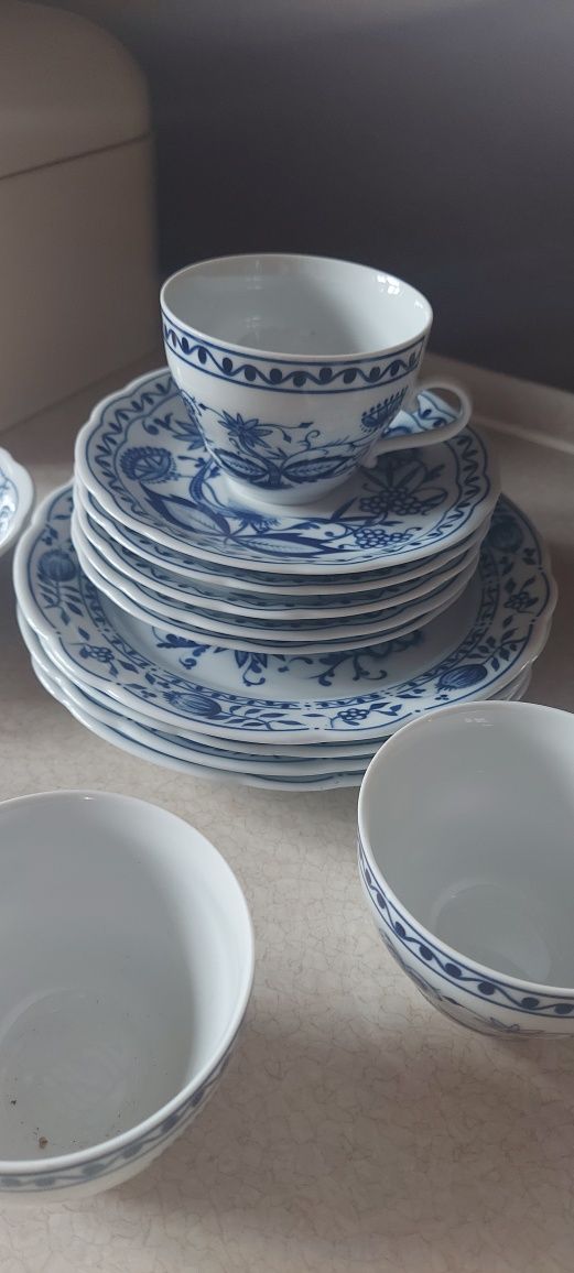 Porcelana wzór cebulowy trio 6 osób.+ 2 gratisy