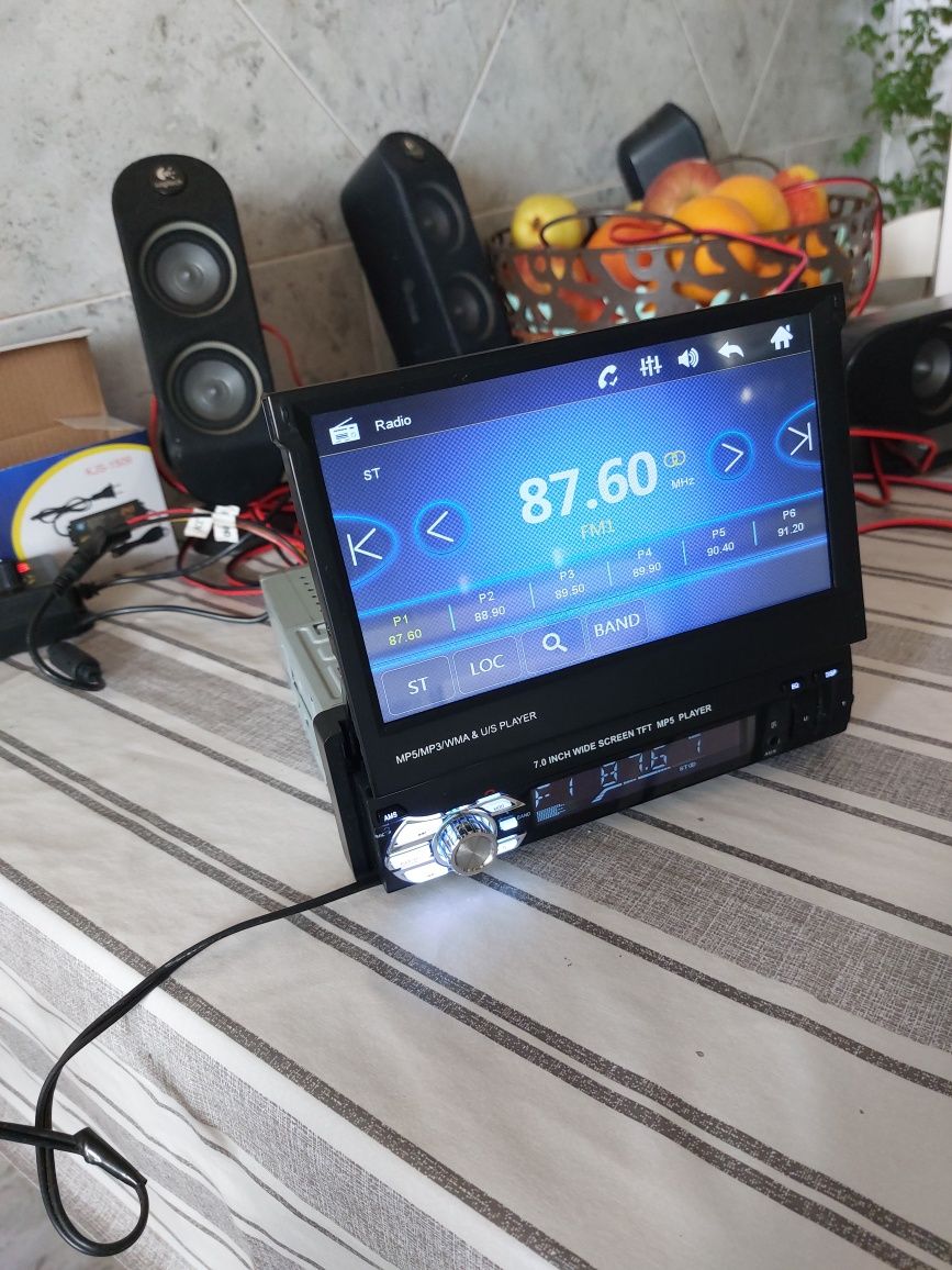 Auto radio Android c/ecrã retráctil