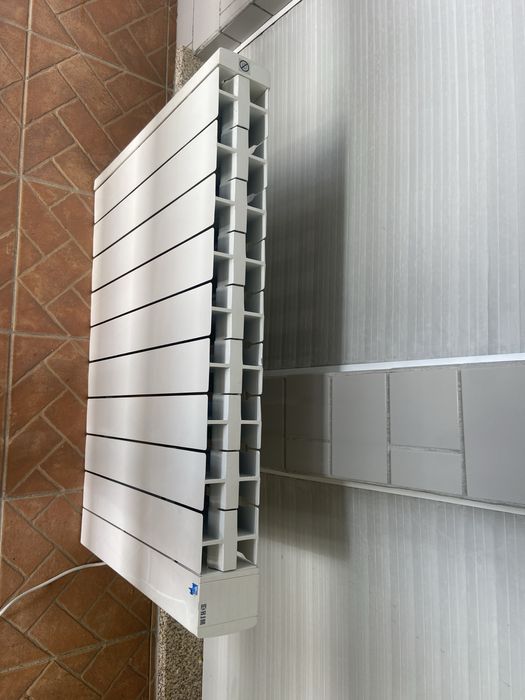 Radiador de parede HJM