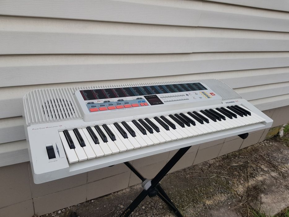 Синтезатор Clifton LP 6210c, Hohner PSK75, на 61 динамічну клавішу