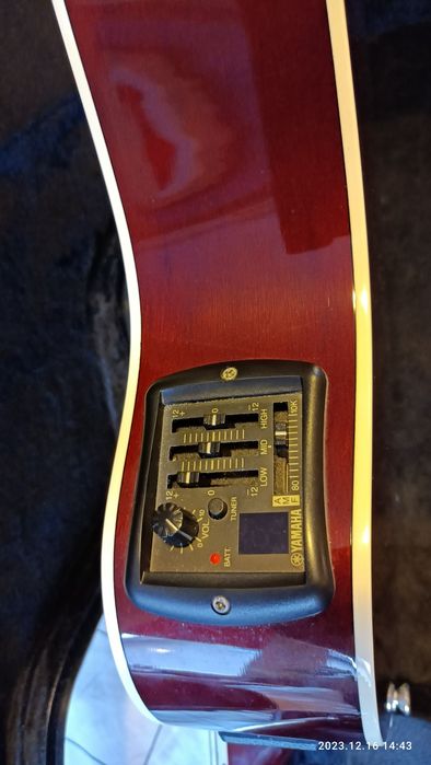 Gitara elektroakustyczna Yamaha