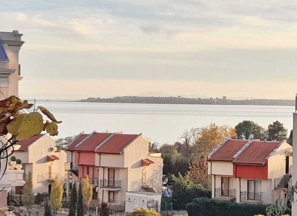 Квартира 65м2/Апартамент 1+1 в уютном комплексе 400м от моря Болгария