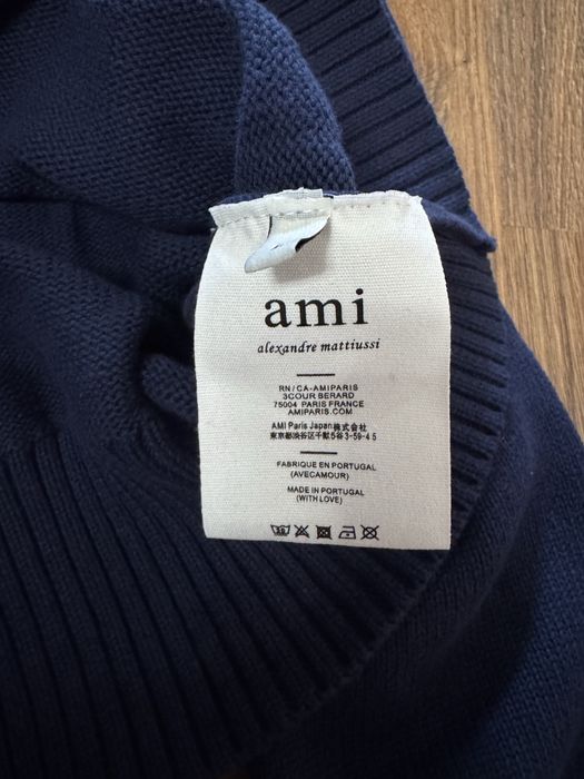 Nowy sweter Ami Paris