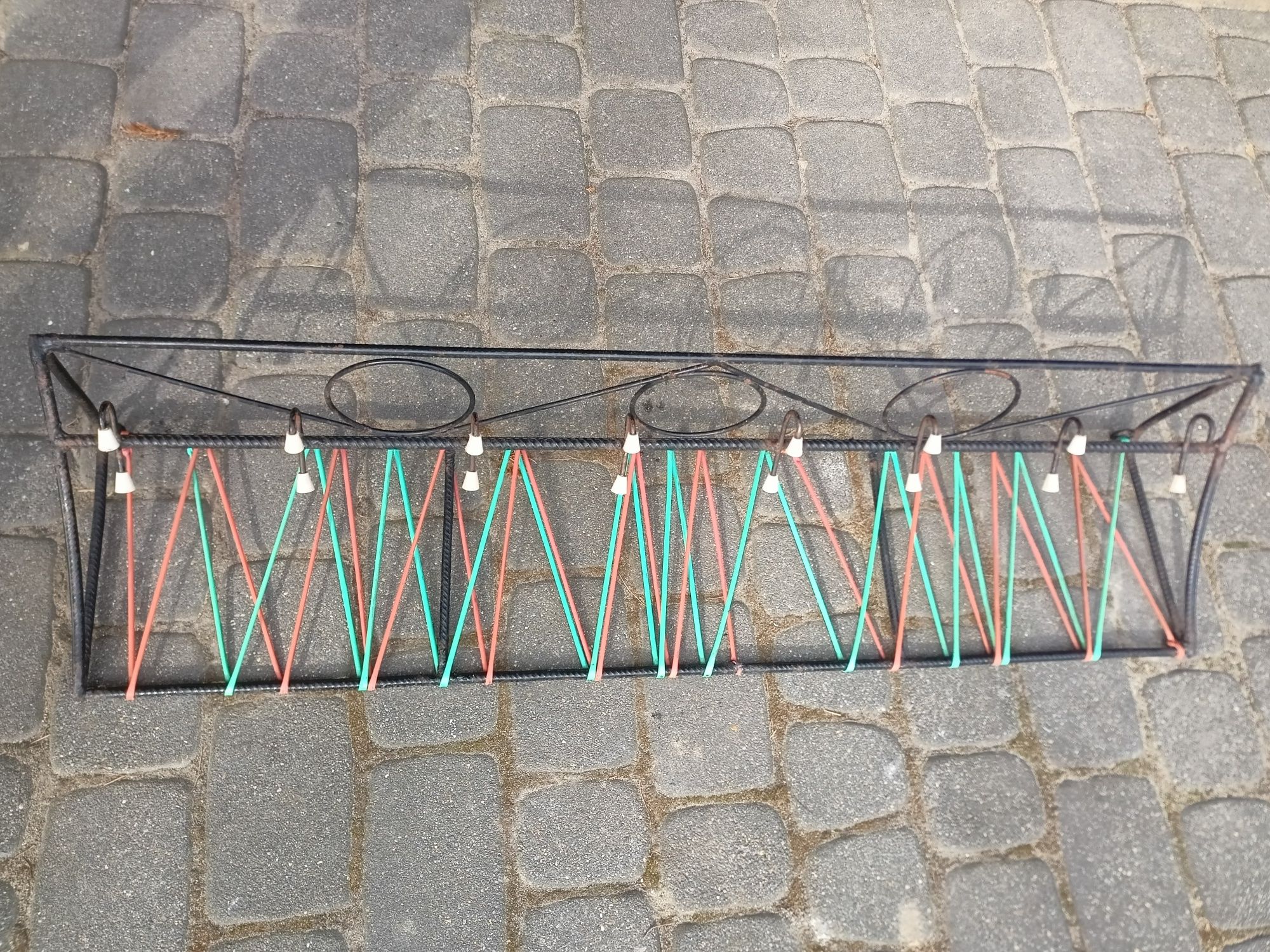Wieszak metalowy żyłkowy PRL 100 cm