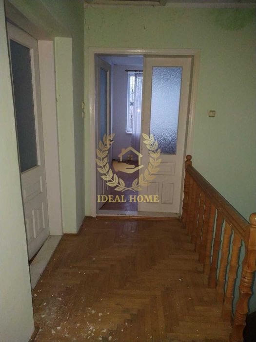 Продам житловий будинок з земельною ділянко Пінчуки,