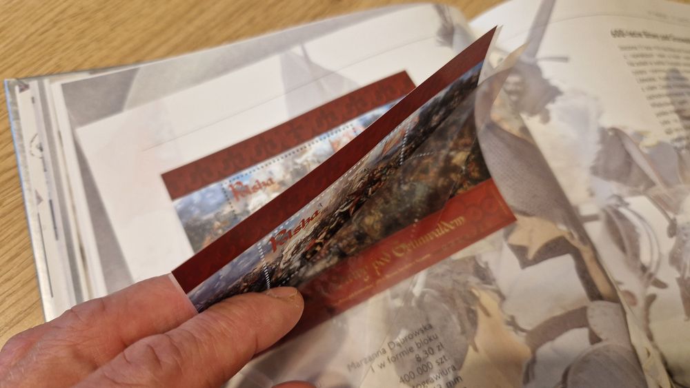 Księga znaczków 2010.