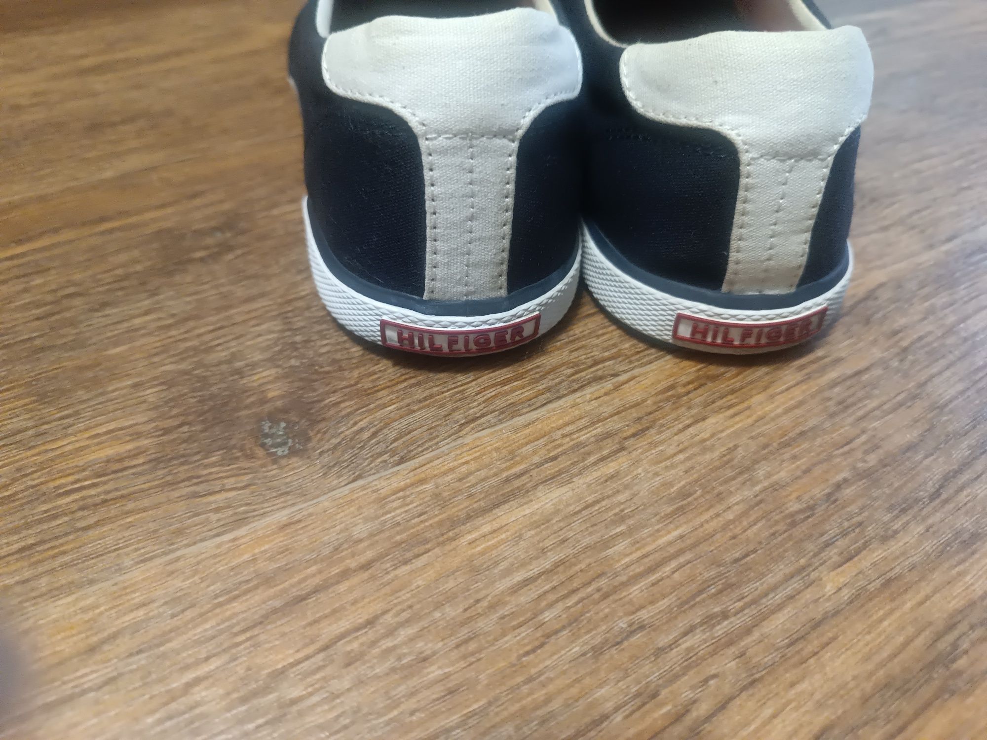 Сліпони мокасини оригінал Tommy Hilfiger 41р 27 см