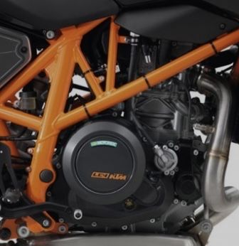 Ktm duke 690 silnik. 6 tys przebieg.