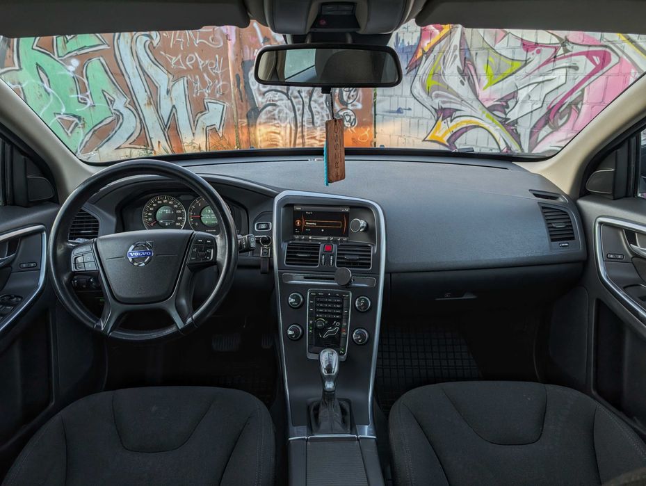 Volvo XC60 2.0D 2012 D4 5cyl 163KM Automat aisin 260000km