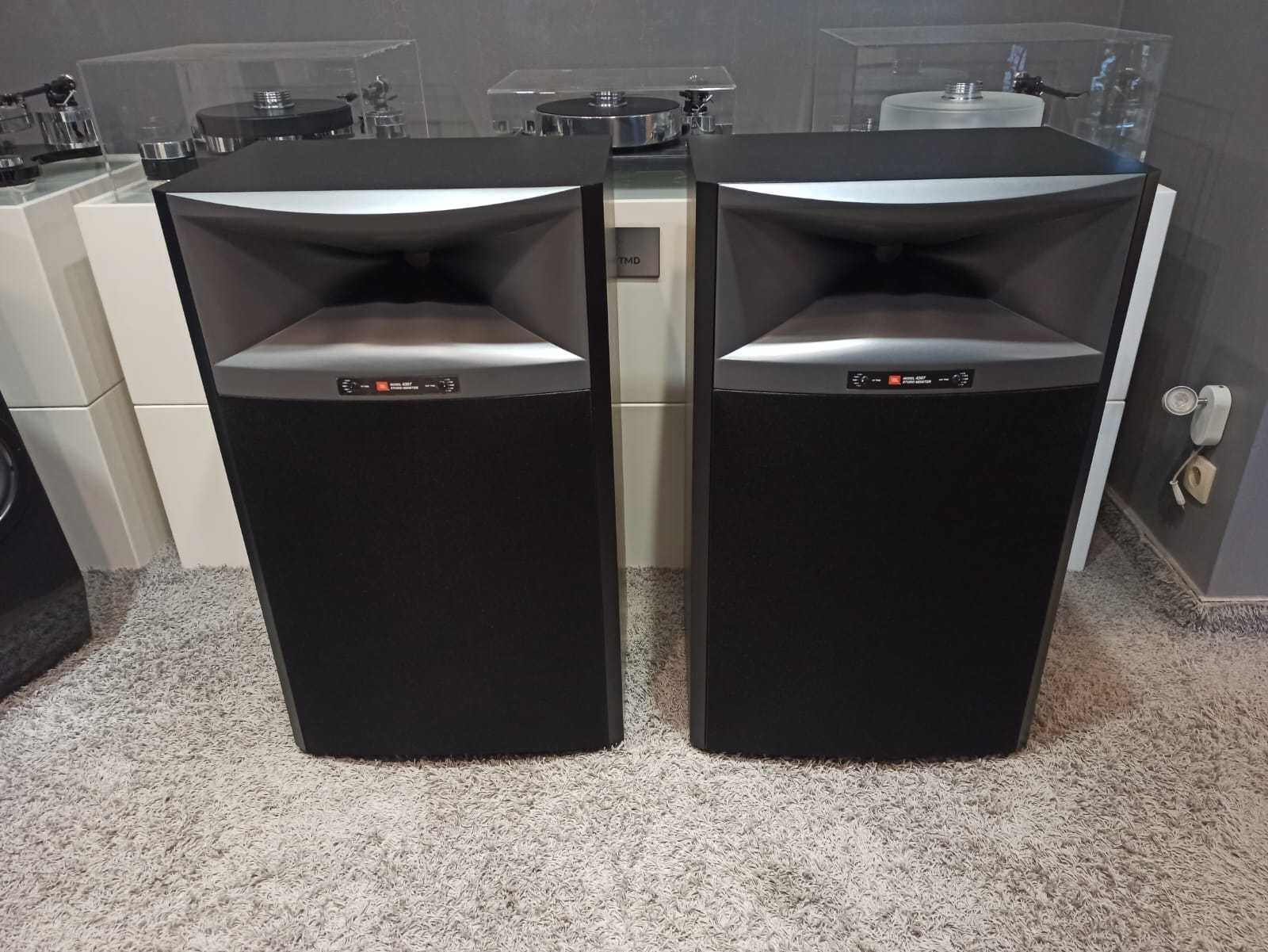 JBL Studio Monitor 4367 czarne