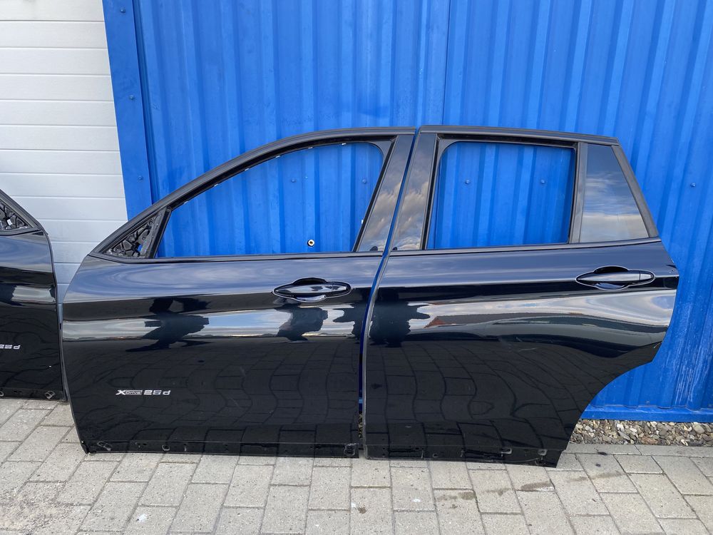 Двери BMW X1 F48 2017 м-пакет