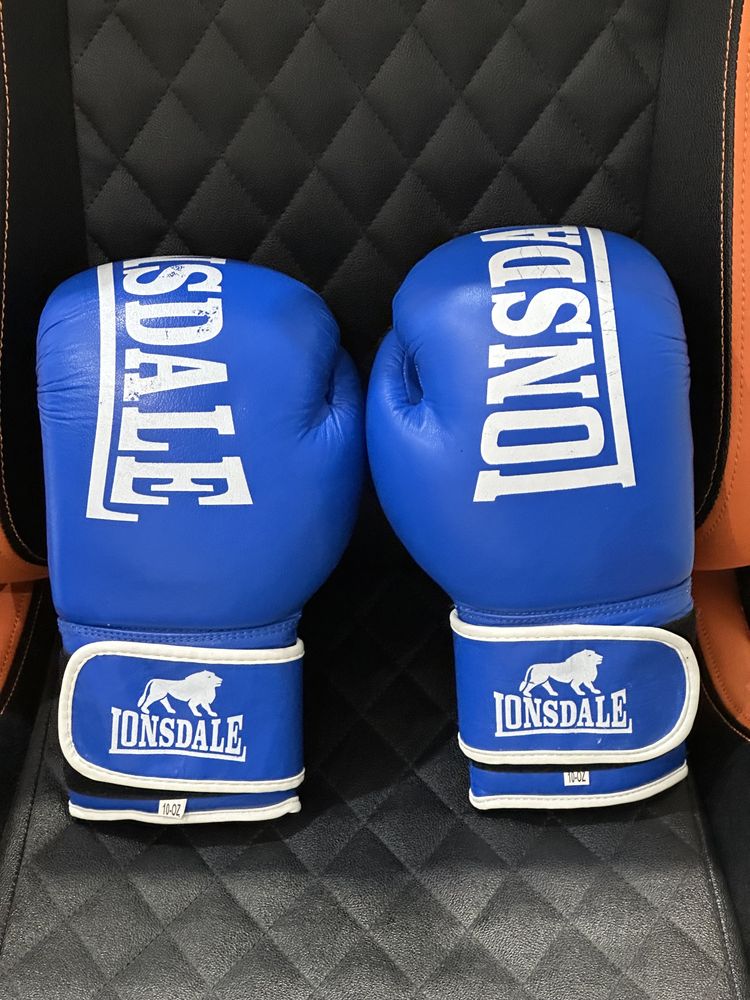 Боксёрские перчатки Lonsdale 10OZ