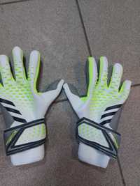 Рукавички воротарські adidas Predator League Gloves M IA0879 роз 9