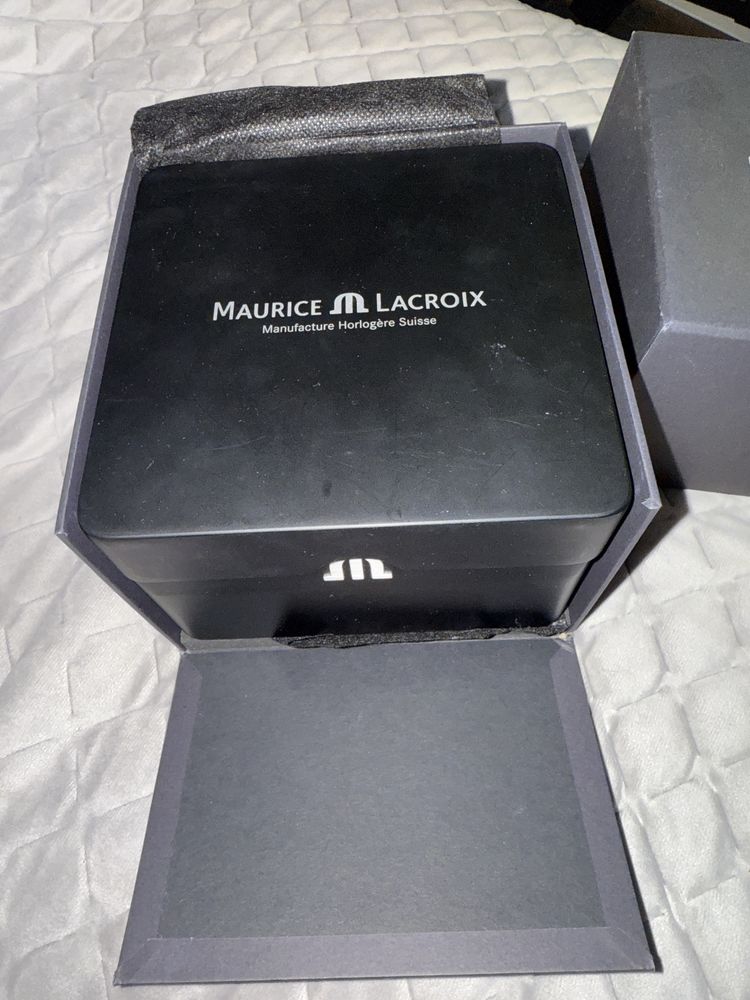 Оригінальне упакування до годиника Maurice Lacroix