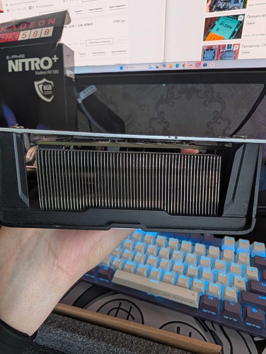 Видеокарта AMD Radeon RX 580 8GB. Не майнилась. Отличное состояние.