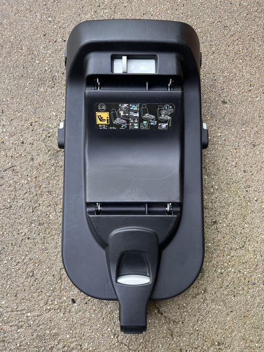 Carrinho, babycoque e isofix bébé-confort