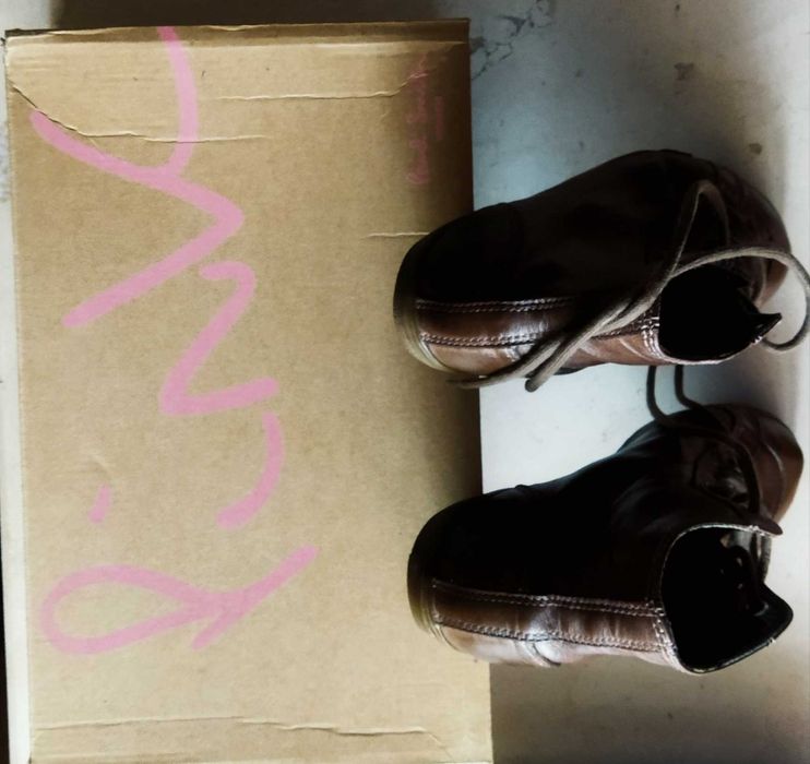 Botas camel/castanhas, unissexo, marca Paul Smith, 37