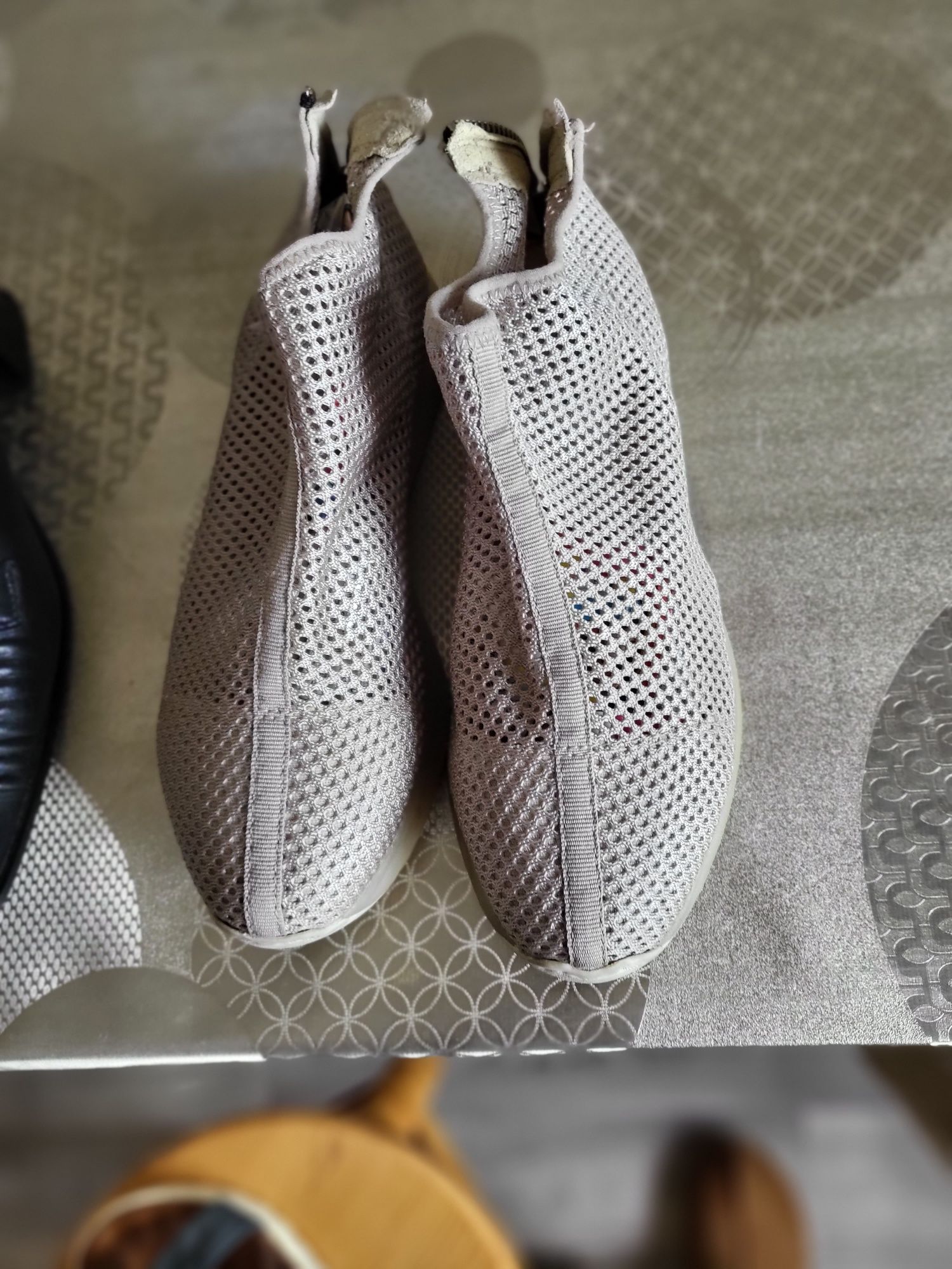 Buty siateczkowe na lato. Rozmiar 36,5. Marka - Vagabund!