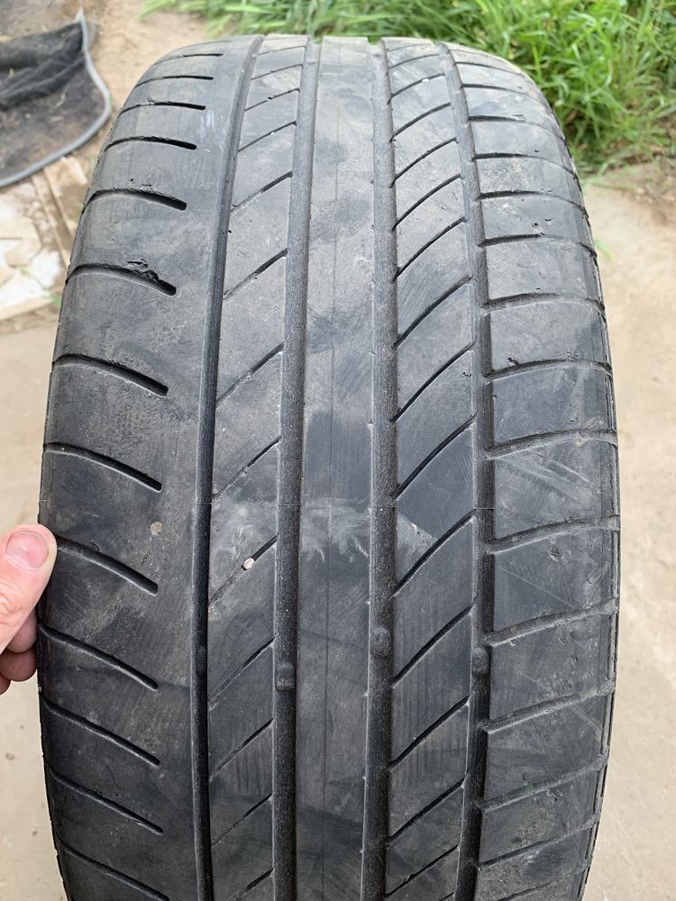 Шины 225/55 R17 Continental