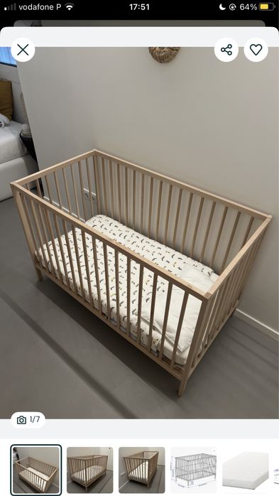 Cama de criança com grades