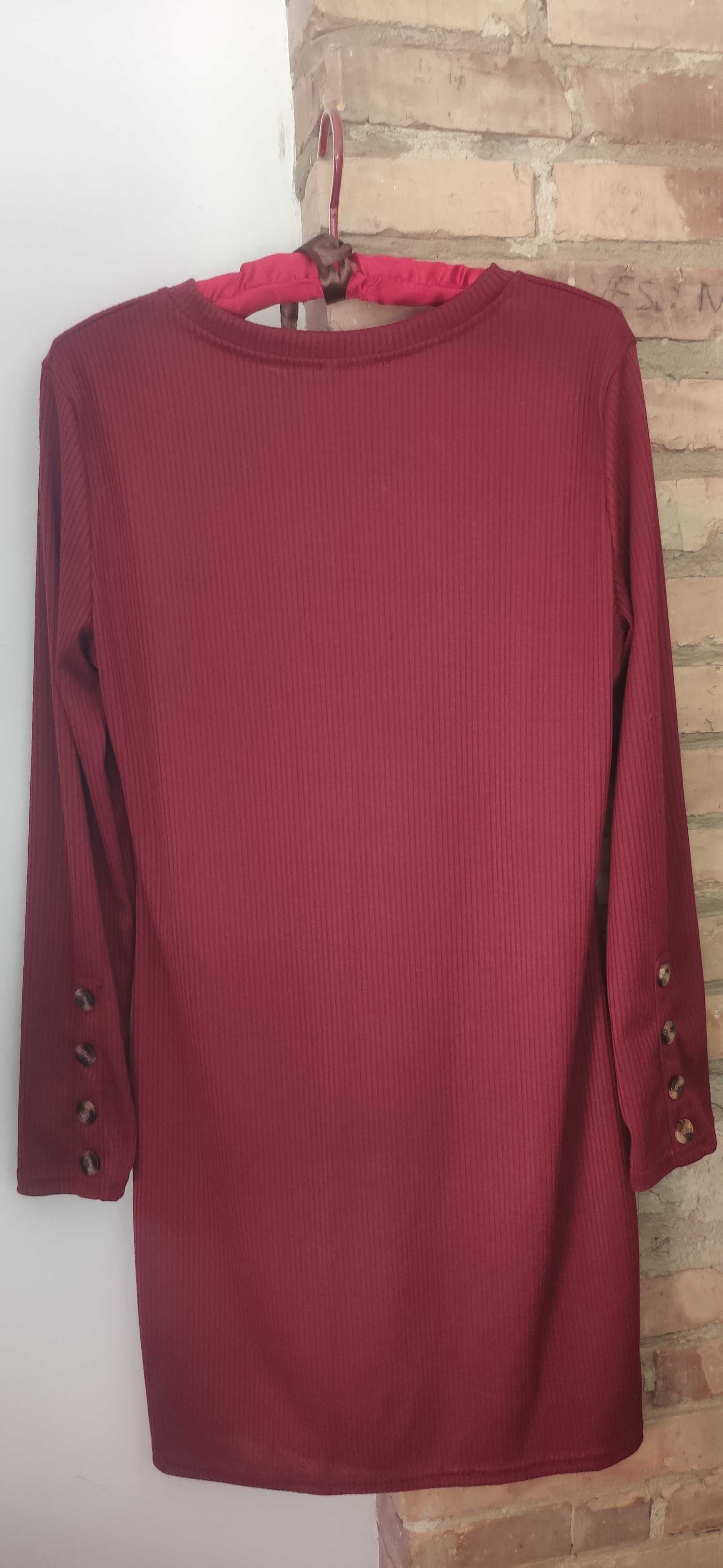 Vestido cor de vinho casual