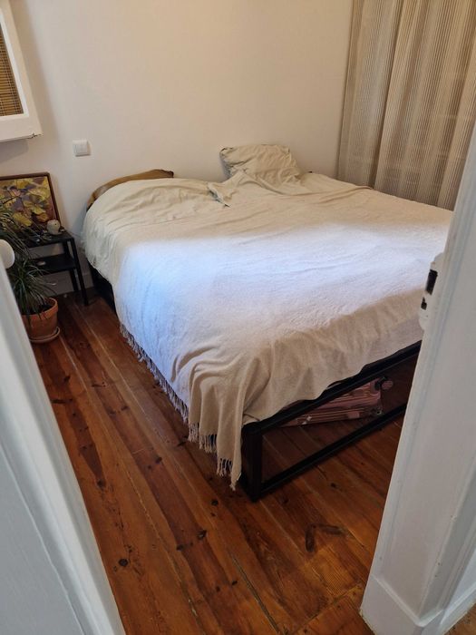 Cama de metal NEPTUN (Westwing) 180x200 — 3 meses de uso