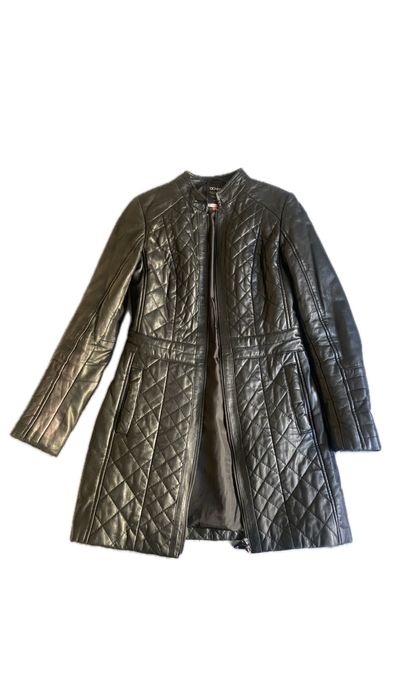 Płaszcz damski skórzany