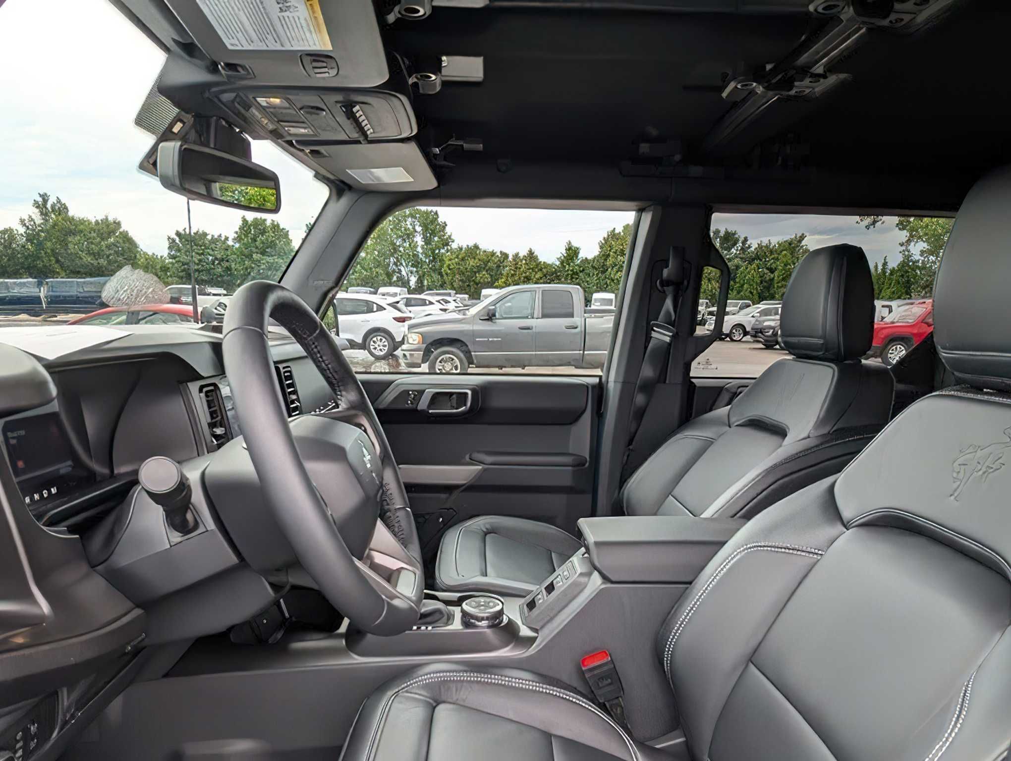 Ford  Bronco First Edition      2021