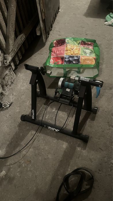 Trenażer b’twin btwin inride