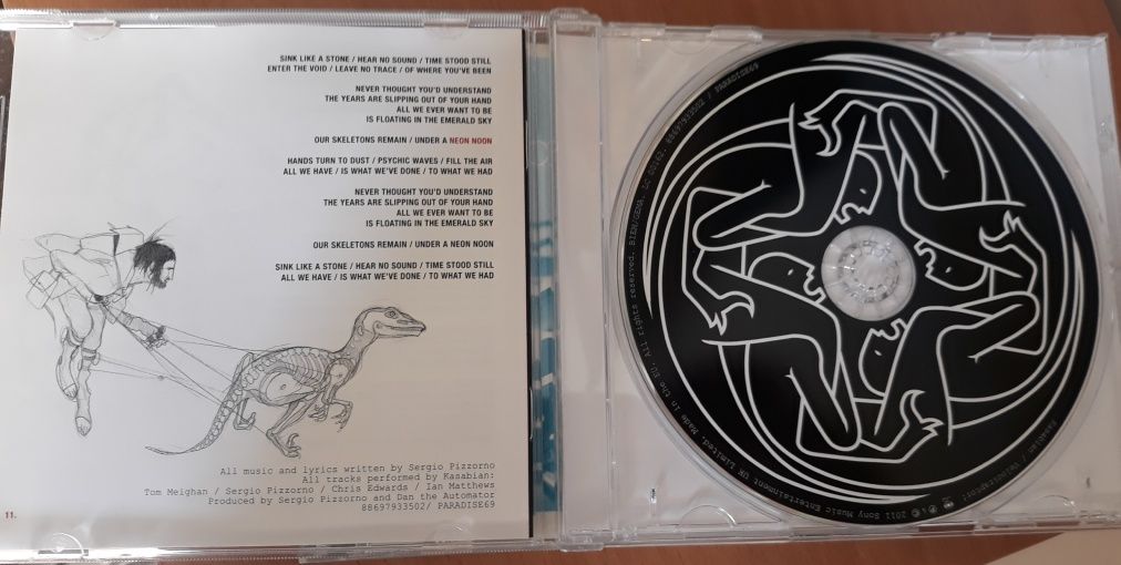 CD Kasabian - Velociraptor!