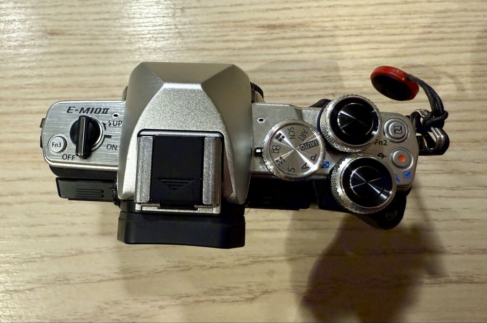 Olympus OM-D E-M10 MkII + 14-42 + 45-175 - idealny, zestaw premium