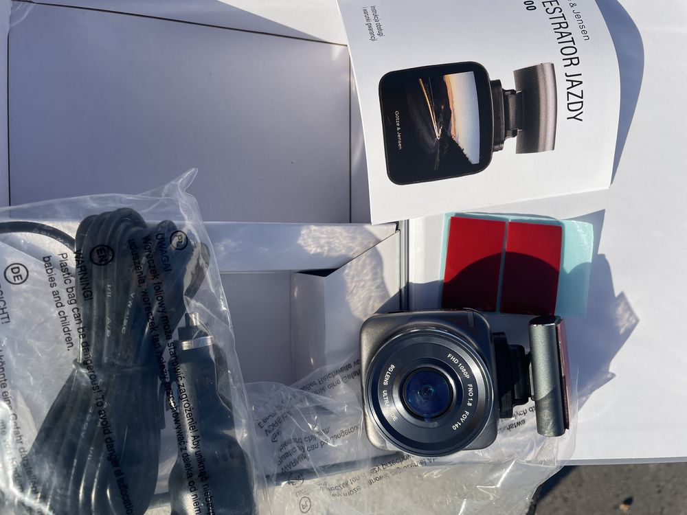 Продам автомобільний відеореєстратор Gotze Jensen DC800