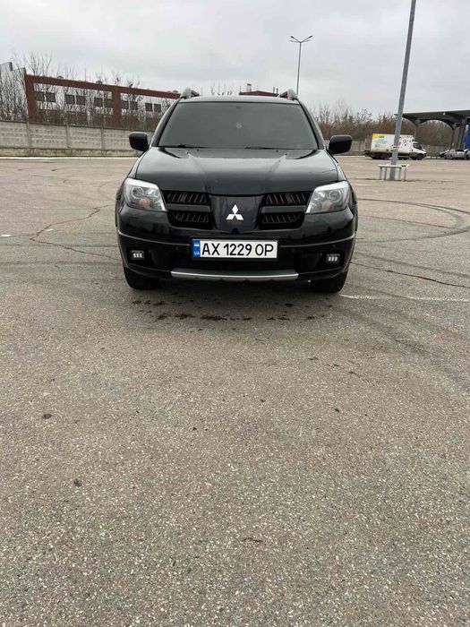 Продам Mitsubishi Outlander