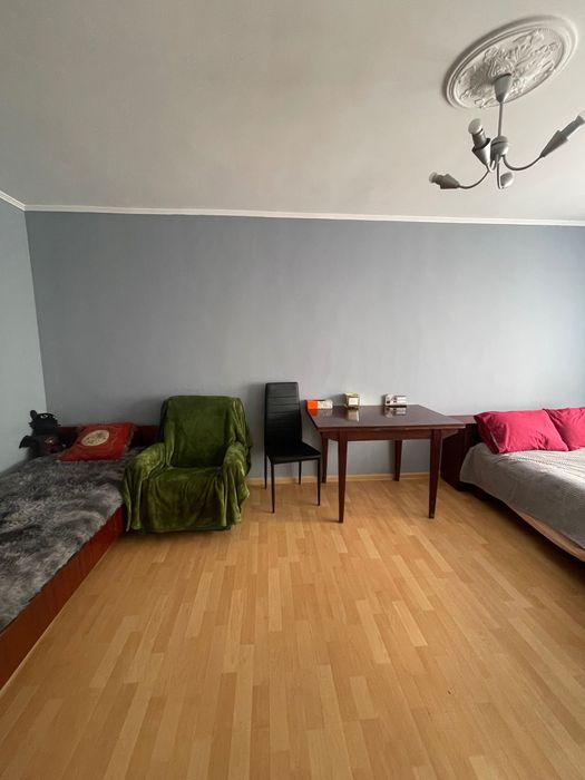 Квартира подобово з центральним опаленням в центрі міста