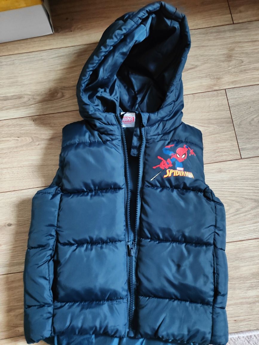 Ubranka dla chłopca 98/104