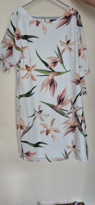 Piekna damska sukienka Wallis 44 w kwiaty xl
