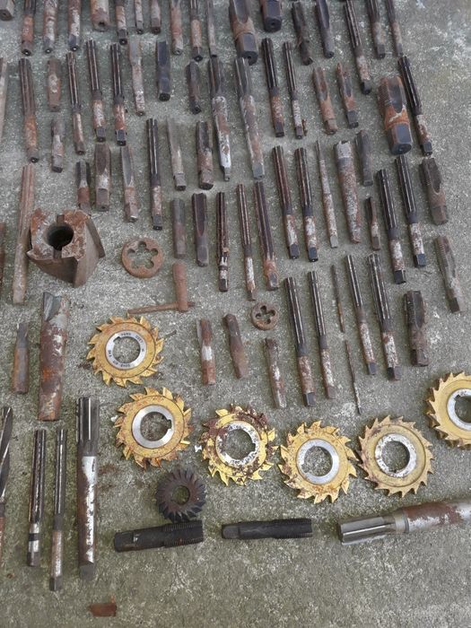 Продам фрези до станка