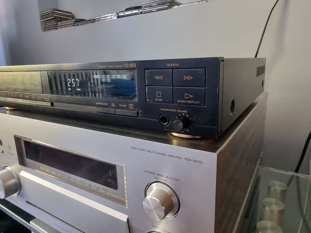 GRUNDIG FINE ARTS CD-903 odtwarzacz CD  pilot sprawny