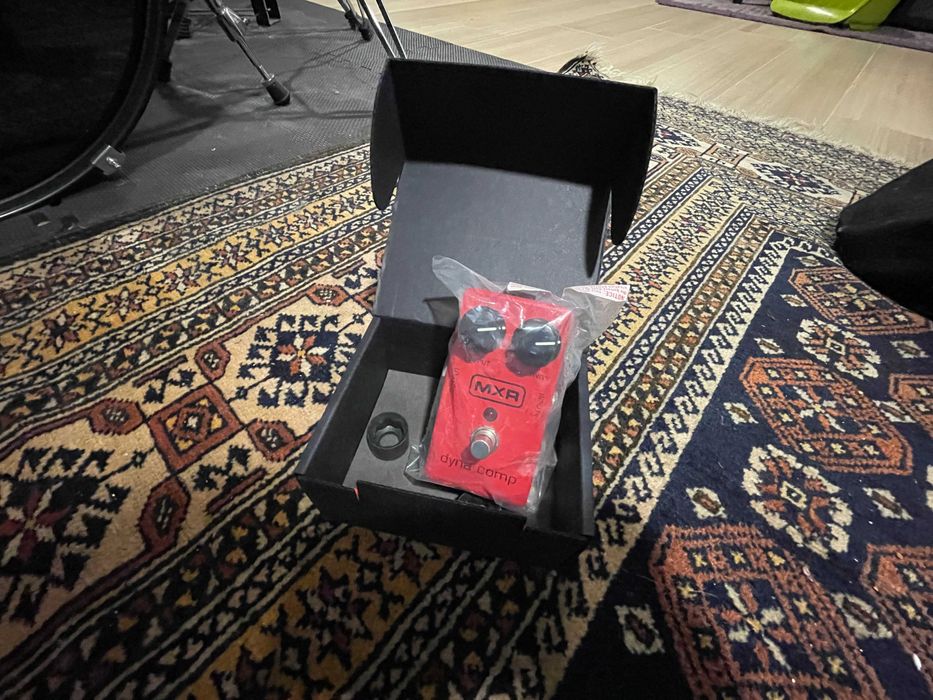 Pedal de guitarra MXR Dyna Comp M102