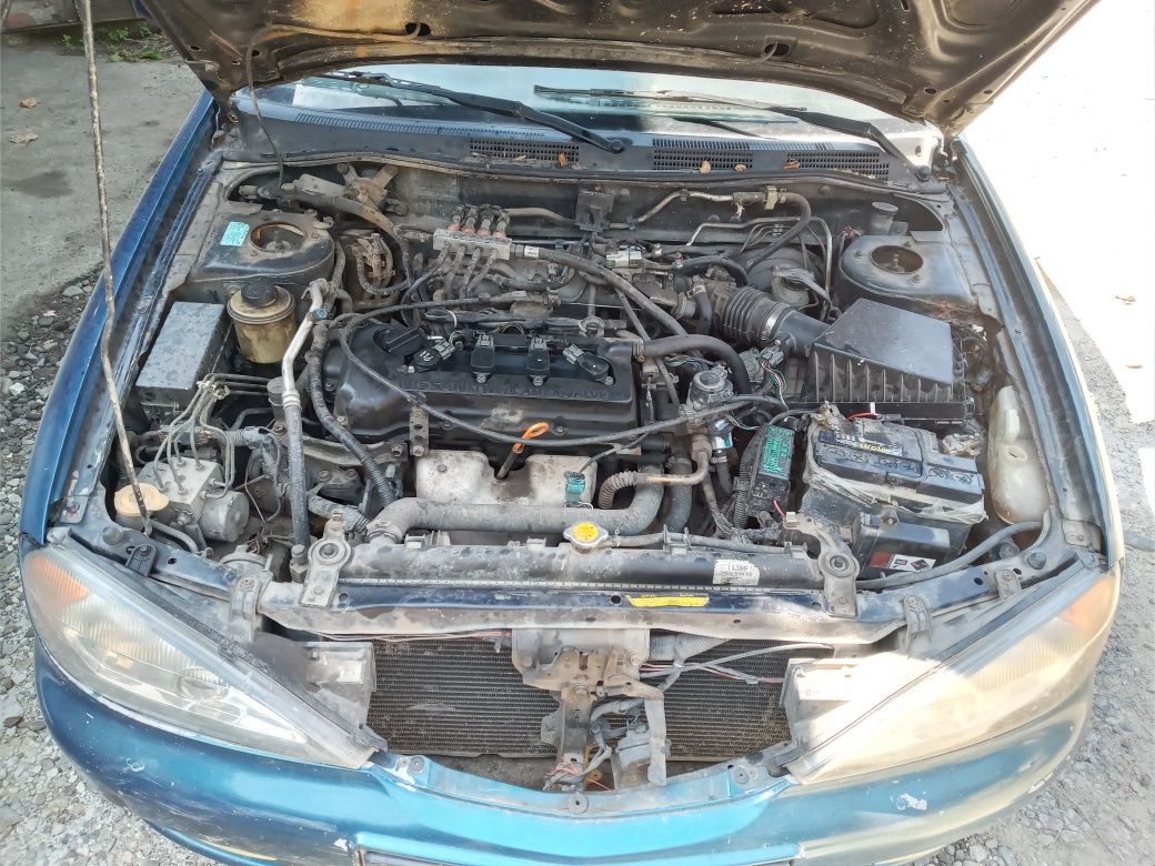 Nissan primera p11 QG18 двигун кпп