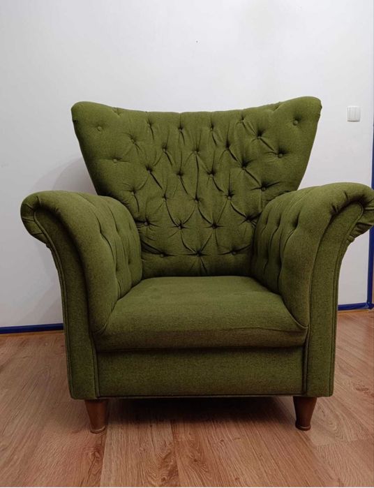Zielony fotel uszak